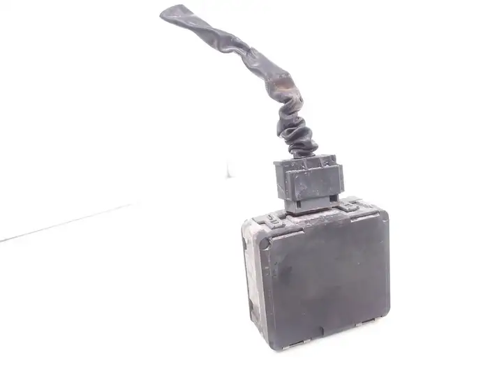 Nissan Pulsar (2014 - 2018) 284383ZL1C Радар Distronic — фото 3