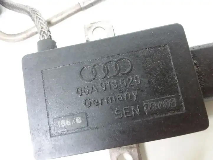 Audi TT Mk1 (1998 - 2003) 06A919529 Датчик температуры выхлопных газов — фото 2