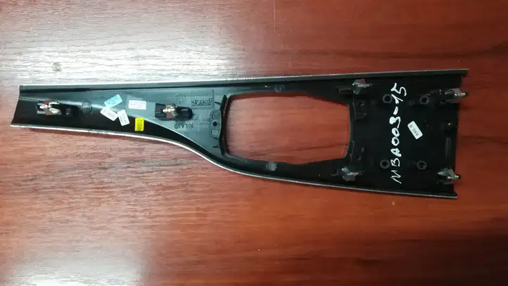 BMW 3 F30 F35 F31 (2012 - 2018) 9232088 Прочие детали салона — фото 2