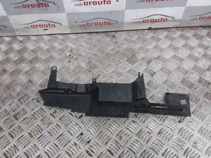 Renault Scenic II - Grand scenic II (2003 - 2006) 15243740030 Облицовка радиатора — фото 2