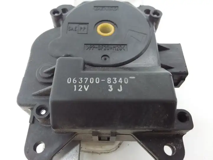 Honda CR-V (2006 - 2009) 0637008340 Двигатель задвижки потока воздуха — фото 3