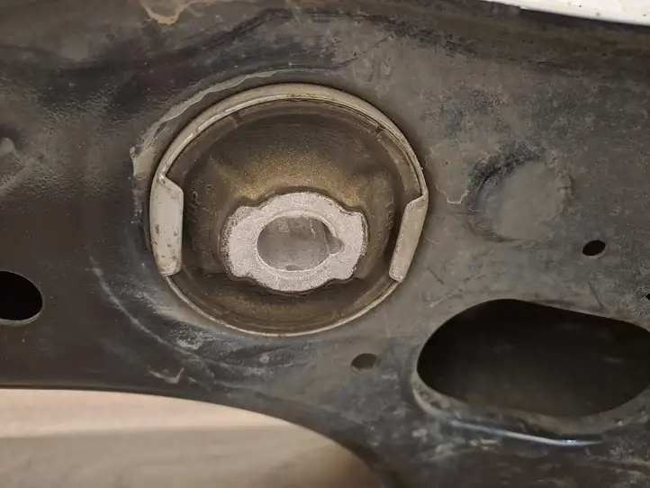 BMW 3 F30 F35 F31 (2012 - 2018) 6857723A Задняя балка подвески — фото 10