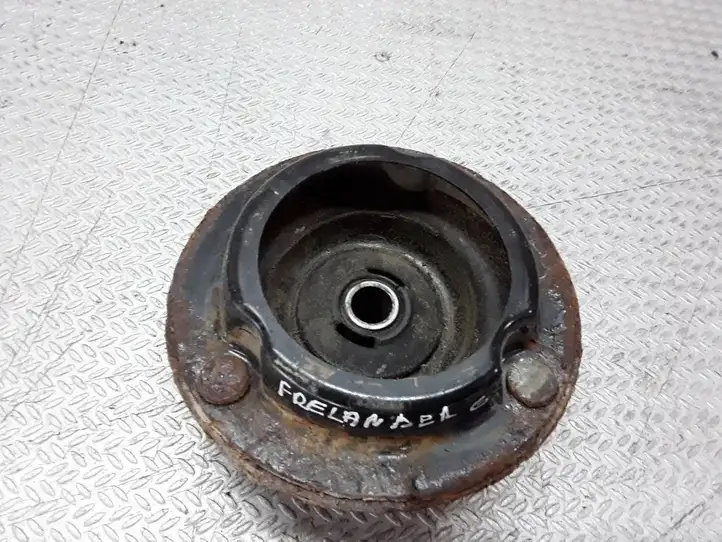 Land Rover Freelander (1997 - 2003)   Резиновая опора пружины