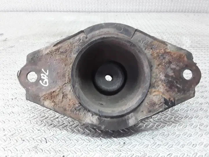 Nissan Primera (2001 - 2008) 55320BM400 Кронштейн амортизатора — фото 2