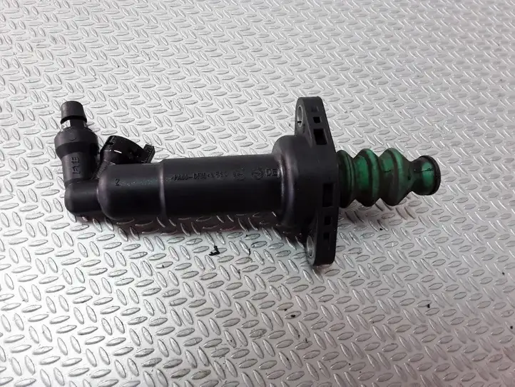 Seat Leon (1M) (1998 - 2006)  1J0721261H Рабочий цилиндр сцепления