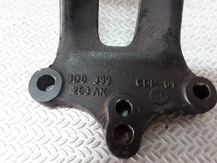 Volkswagen Phaeton (2002 - 2008)  3D0399263AK Кронштейн крепления коробки передач