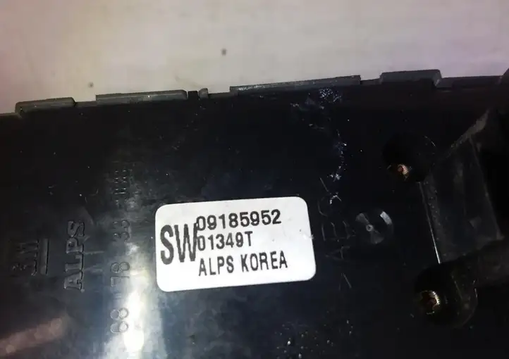 Opel Vectra C (2002 - 2005) 09185952 Блок кнопок стеклоподъемников — фото 8