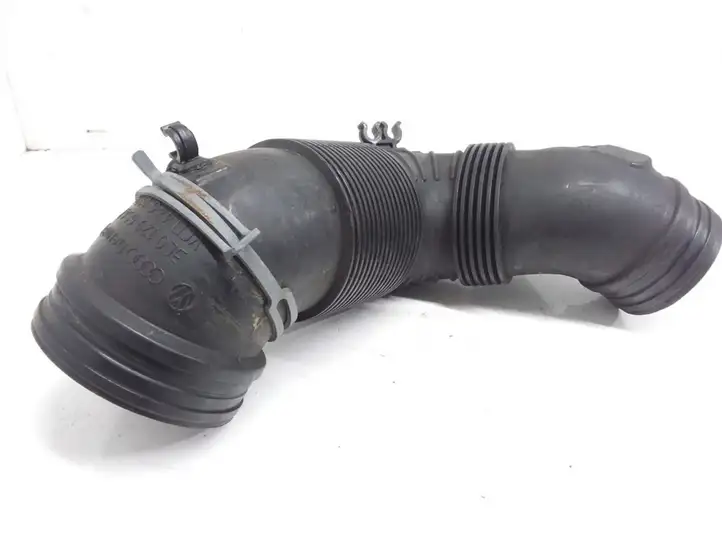 Volkswagen PASSAT B6 (2005 - 2010) 3C0129654P Детали воздухозаборника — фото 1