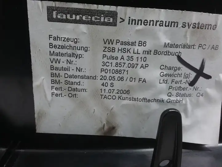 Volkswagen PASSAT B6 (2005 - 2010) 3C1857097AP Вещевой ящик — фото 5