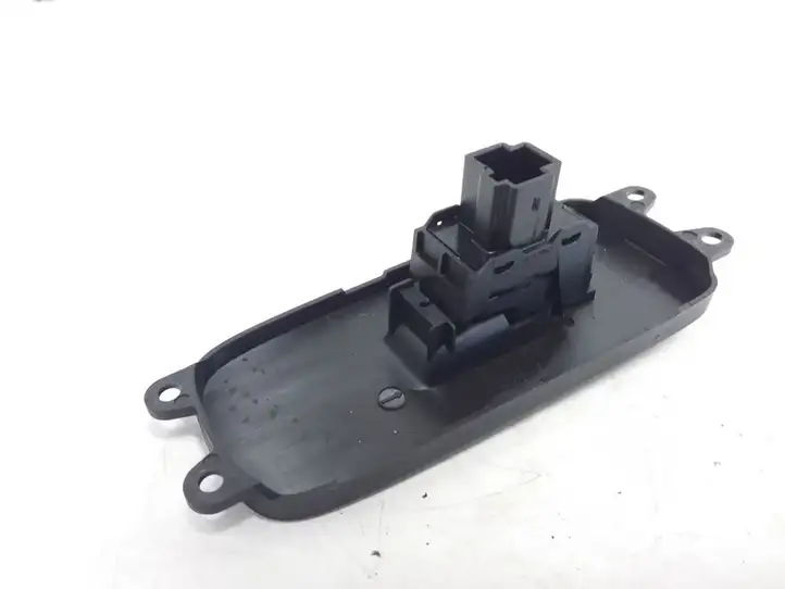 Volvo C30 (2007 - 2010) 30773214 Кнопка стеклоподъемников — фото 2