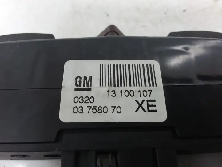 Opel Zafira B (2003 - 2006) 13100107 Включатель аварийных фонарей — фото 4