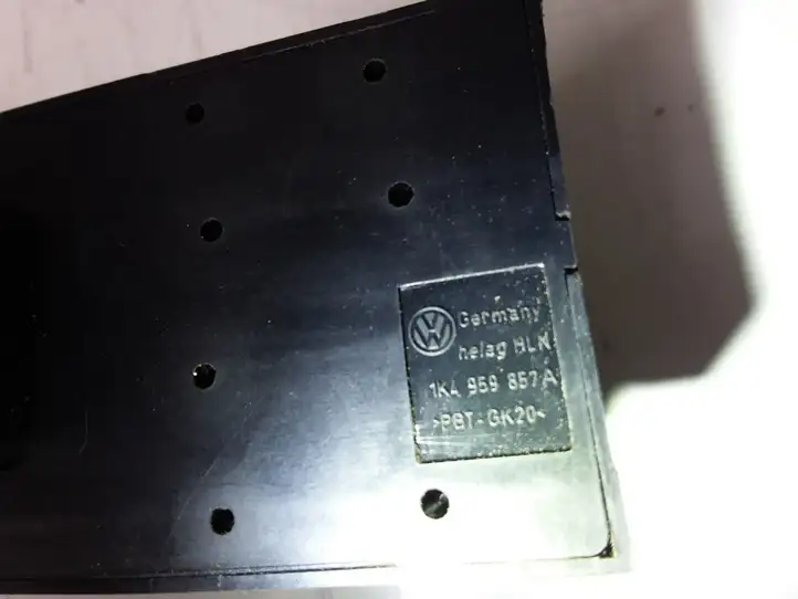 Seat Leon (1P) (2005 - 2012) 1K4959857A Кнопка стеклоподъемников — фото 4