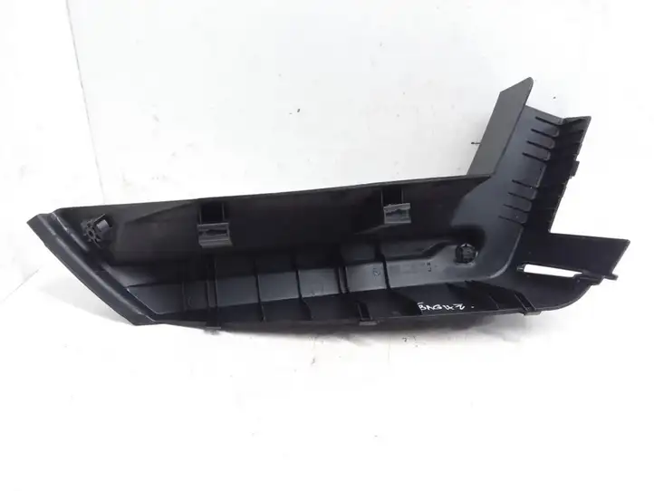 Seat Leon (1P) (2005 - 2012) 1P0867761H Держатель шторки — фото 2
