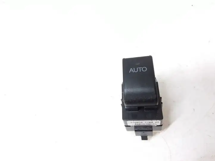 Toyota Avensis T250 (2003 - 2006) 8481005050 Блок кнопок стеклоподъемников — фото 1