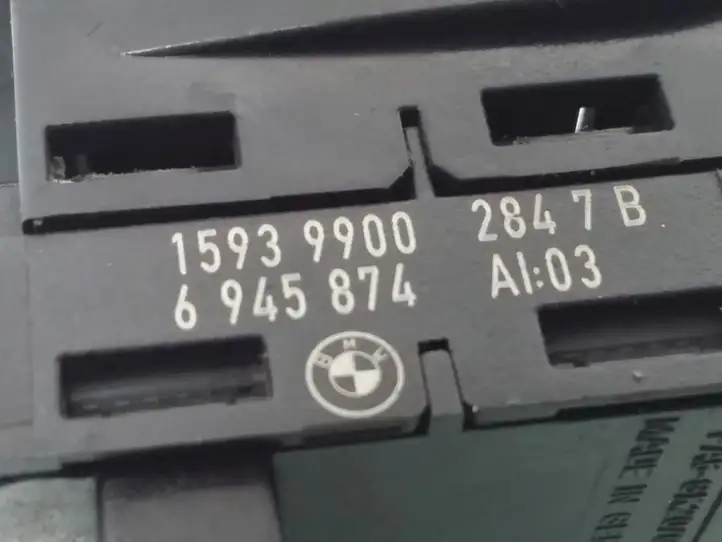 BMW 3 E90 E91 (2005 - 2012) 6945874 Кнопка стеклоподъемников — фото 3