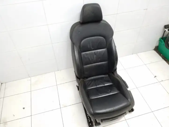 Skoda Superb B6 (3T) (2008 - 2015) 3T0881031 Переднее сиденье пассажира — фото 4