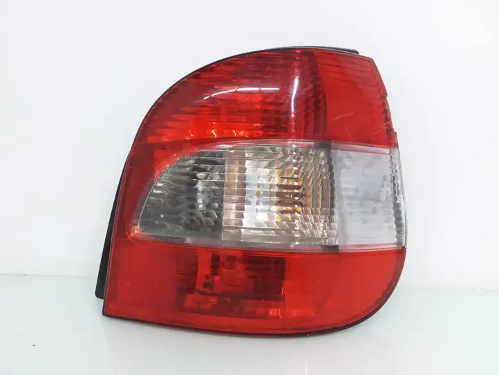 Renault Scenic I (1996 - 2003) 7700428055 Задний фонарь в кузове — фото 1