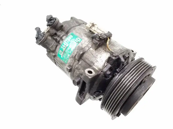 Opel Vectra C (2002 - 2005) 24411249 Компрессор (насос) кондиционера воздуха — фото 1