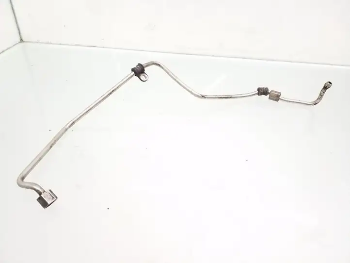 Volkswagen PASSAT B6 (2005 - 2010) 038145771AG Трубки масляной системы — фото 1