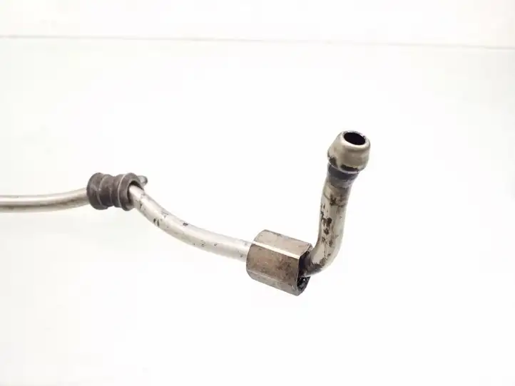 Volkswagen PASSAT B6 (2005 - 2010) 038145771AG Трубки масляной системы — фото 3