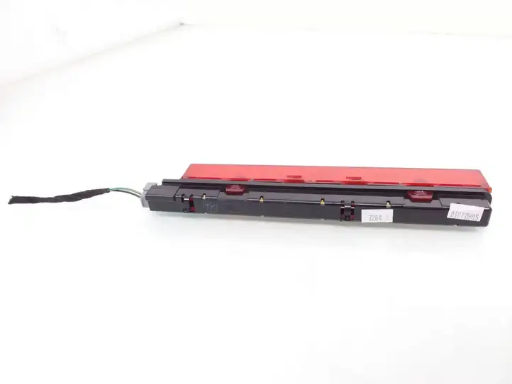 Ford Mondeo Mk III (2000 - 2007) 1S7113A613AE Дополнительный стоп фонарь — фото 2
