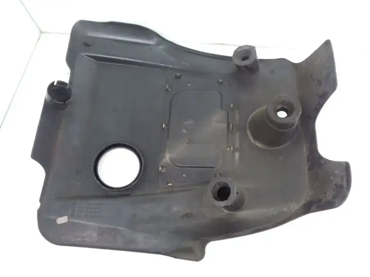 Volkswagen Golf IV (1998 - 2005) 038103925EK Крышка двигателя декоративная — фото 2
