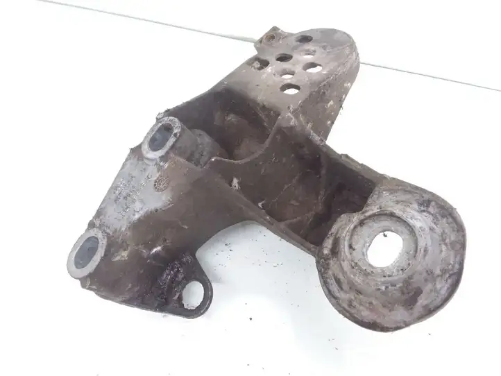 Audi A4 S4 B6 8E 8H (2000 - 2006) 8E0199351C Кронштейн двигателя — фото 2
