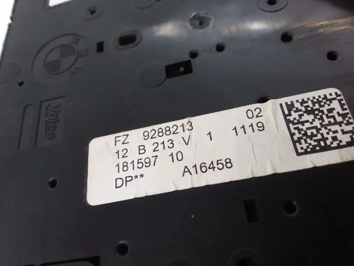 BMW 3 F30 F35 F31 (2012 - 2018) 9288213 Передняя подсветка — фото 3