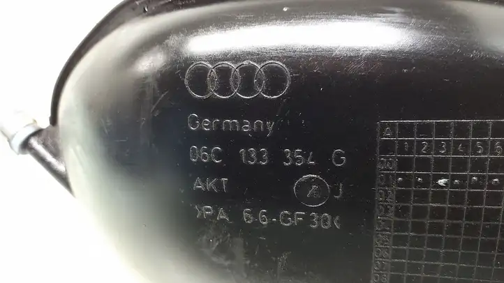 Audi A4 S4 B6 8E 8H (2000 - 2006) 06C133354G Детали воздухозаборника — фото 4