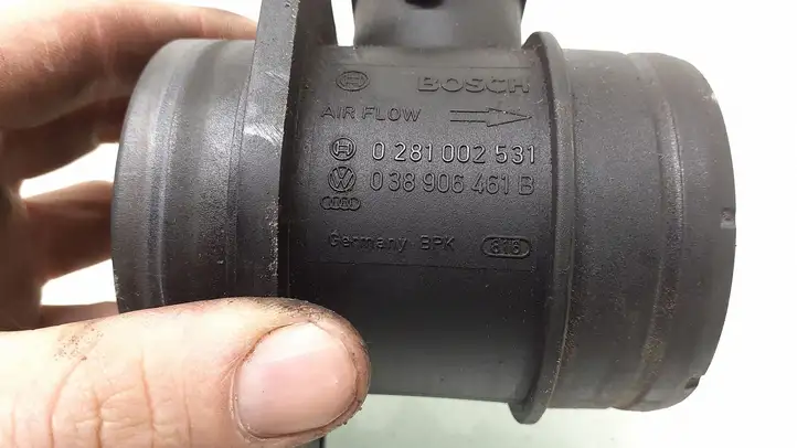 Audi A3/S3 8P (2004 - 2008) 038906461B Датчик массового расхода воздуха — фото 4