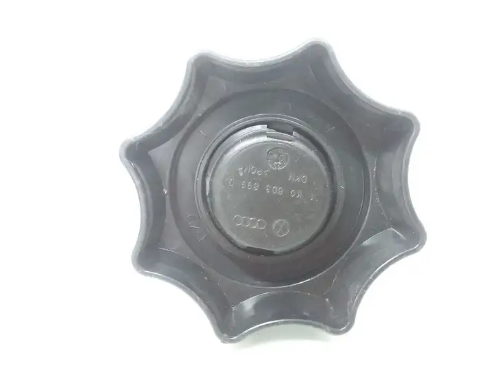 Skoda Octavia Mk2 (1Z) (2004 - 2013) 1K0803899D Болт крепления запасного колеса — фото 3