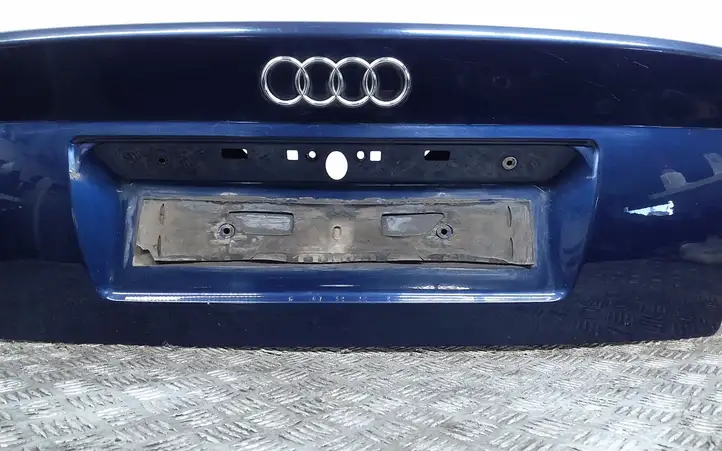 Audi A4 S4 B5 8D (1999 - 2001) Крышка багажника — фото 4