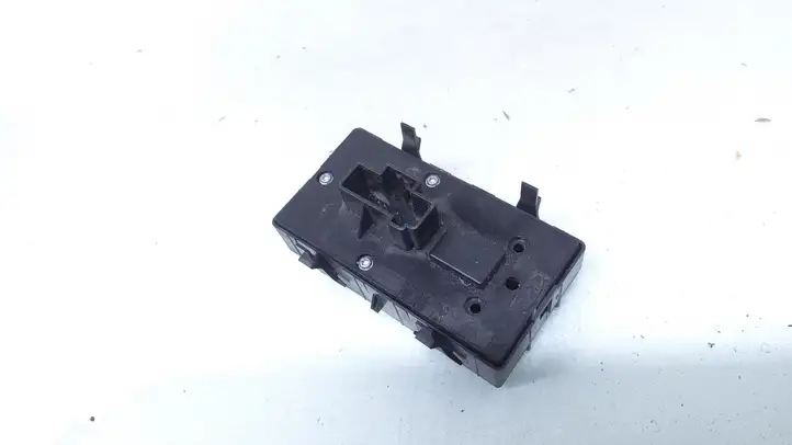 Ford Mondeo Mk III (2000 - 2007) 1S7T14A132AE Блок кнопок стеклоподъемников — фото 2