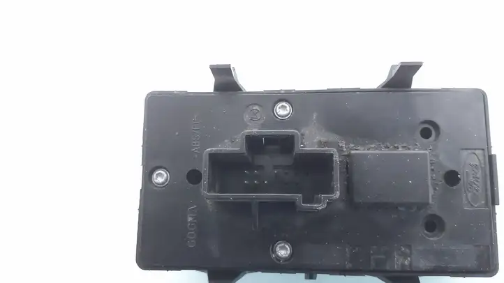 Ford Mondeo Mk III (2000 - 2007) 1S7T14A132AE Блок кнопок стеклоподъемников — фото 3