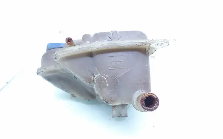 Audi A4 S4 B5 8D (1999 - 2001) 8D0121403L Расширительный бачок — фото 4