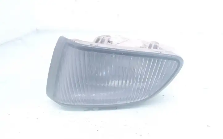 Subaru Legacy (1999 - 2003) 11420653 Передняя противотуманная фара — фото 1