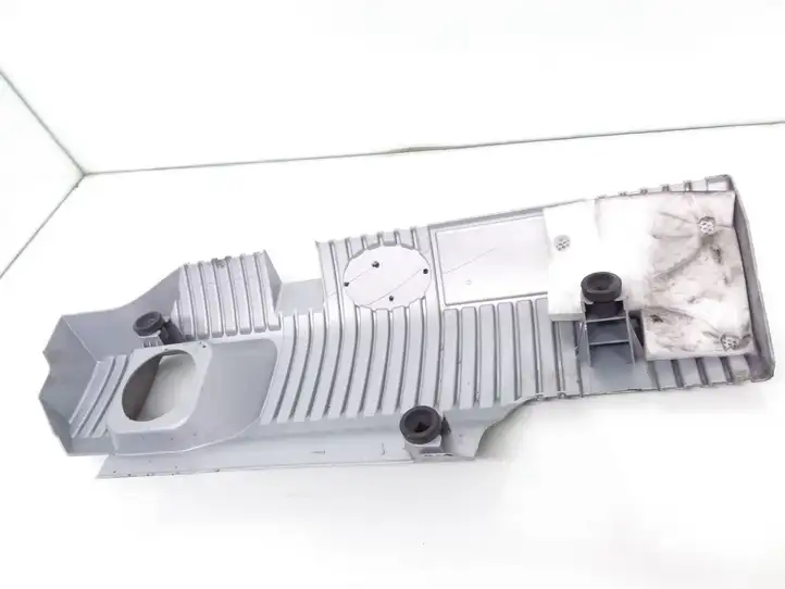 Toyota Auris E180 (2012 - 2018) 1121237090 Крышка двигателя декоративная — фото 2