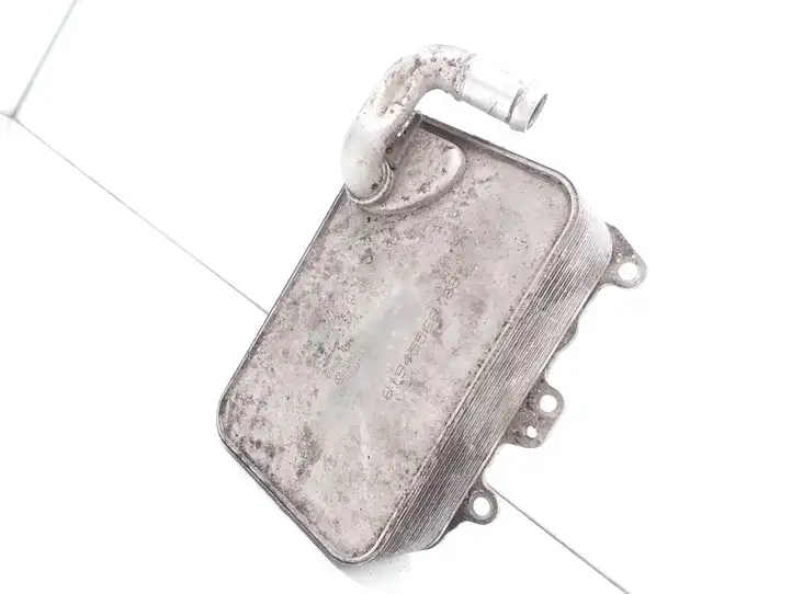 Audi A6 C7 (2011 - 2014) 059117021R Кронштейн масляного фильтра — фото 1