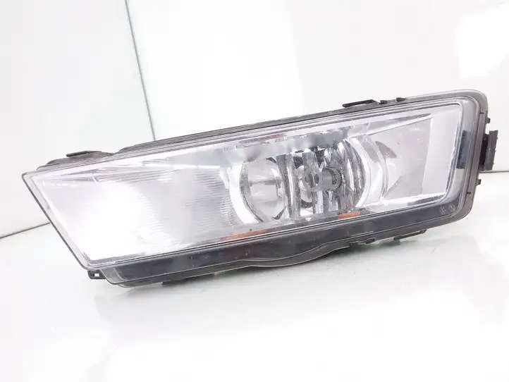 Skoda Rapid (NH) (2012 - 2019) 5JA941699 Передняя противотуманная фара — фото 4