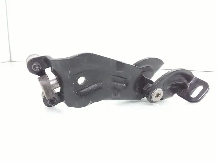 Seat Alhambra (Mk2) (2010 - 2017) 7N0843336H Средняя направляющая ролика раздвижной двери — фото 2