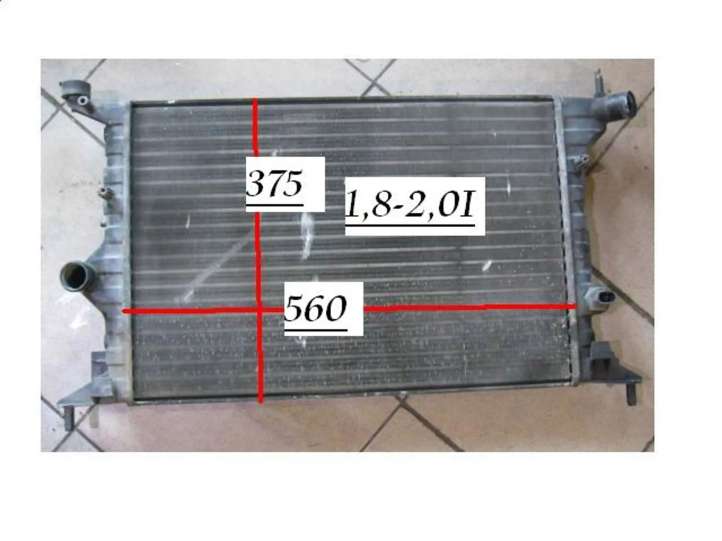 05582401 Opel Vectra B Aušinimo skysčio radiatorius