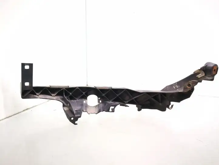 BMW 3 E90 E91 (2005 - 2012) 7116708 Кронштейн передней фары — фото 2