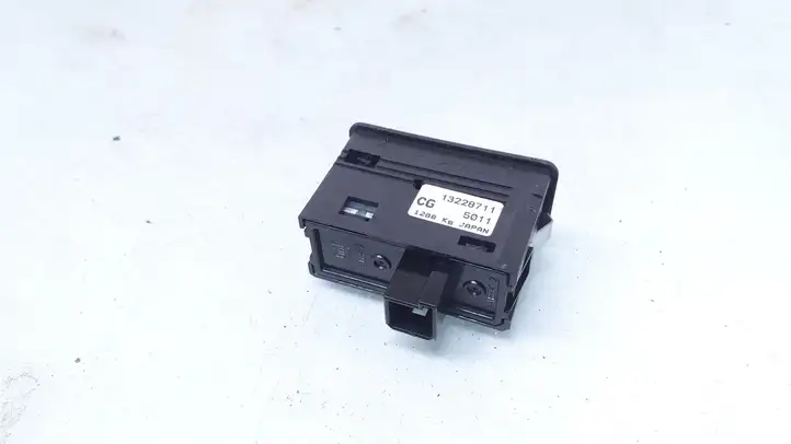 Opel Zafira B (2006 - 2008) 13228711 Блок кнопок стеклоподъемников — фото 2