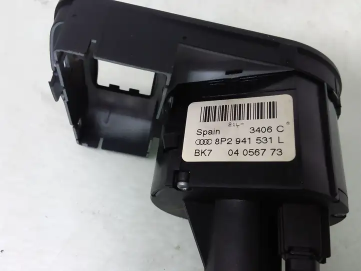 Audi A3/S3 8P (2004 - 2008) 8P2941531L Включатель фонарей — фото 3