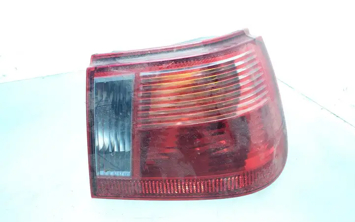 Seat Ibiza II (6k) (1999 - 2002) 6K6945258C Задний фонарь в кузове — фото 1