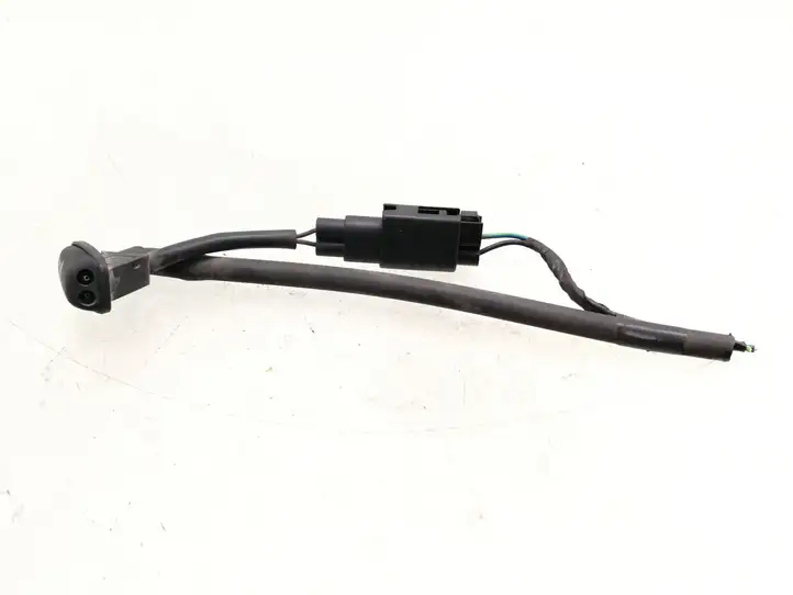 Ford Focus (2011 - 2015) 4M5117666A Форсунка омывателя лобового стекла — фото 1