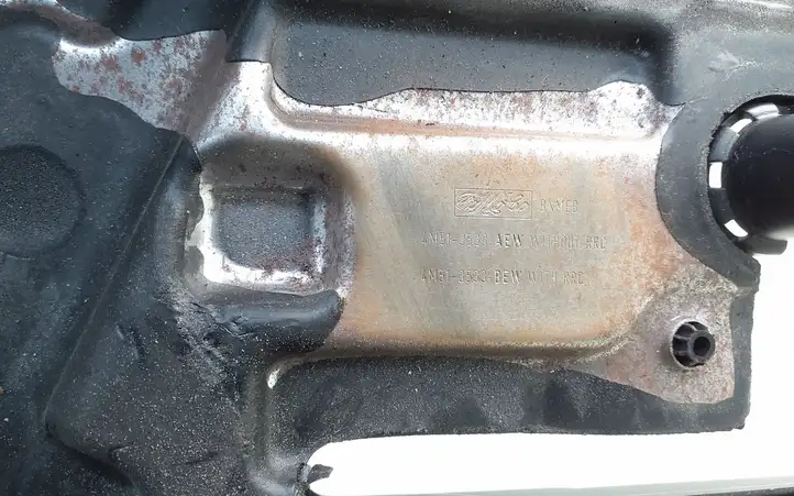 Ford Focus (2005 - 2008) 4M513533AEW Обшивка рулевой колонки — фото 4