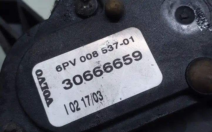 Volvo S60 (2000 - 2004) 30666659 Педаль акселератора — фото 7