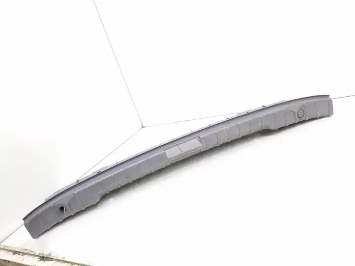BMW 3 E90 E91 (2005 - 2012) 51477059258 Отделка порога багажника — фото 2