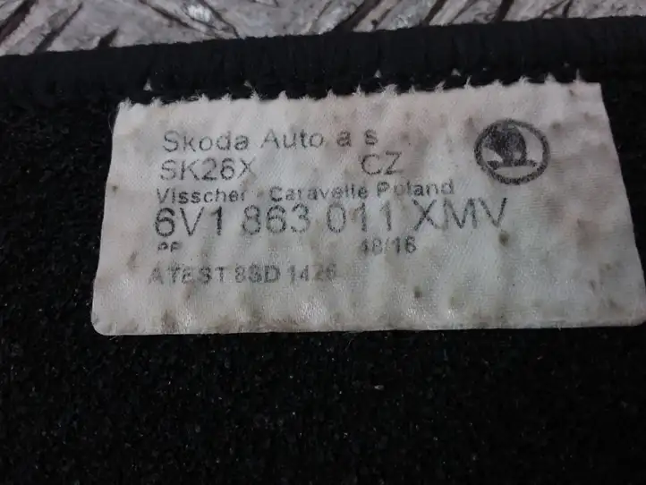 Skoda Fabia Mk3 (NJ) (2015 - 2021) 6V1863011 Задний коврик салона — фото 2